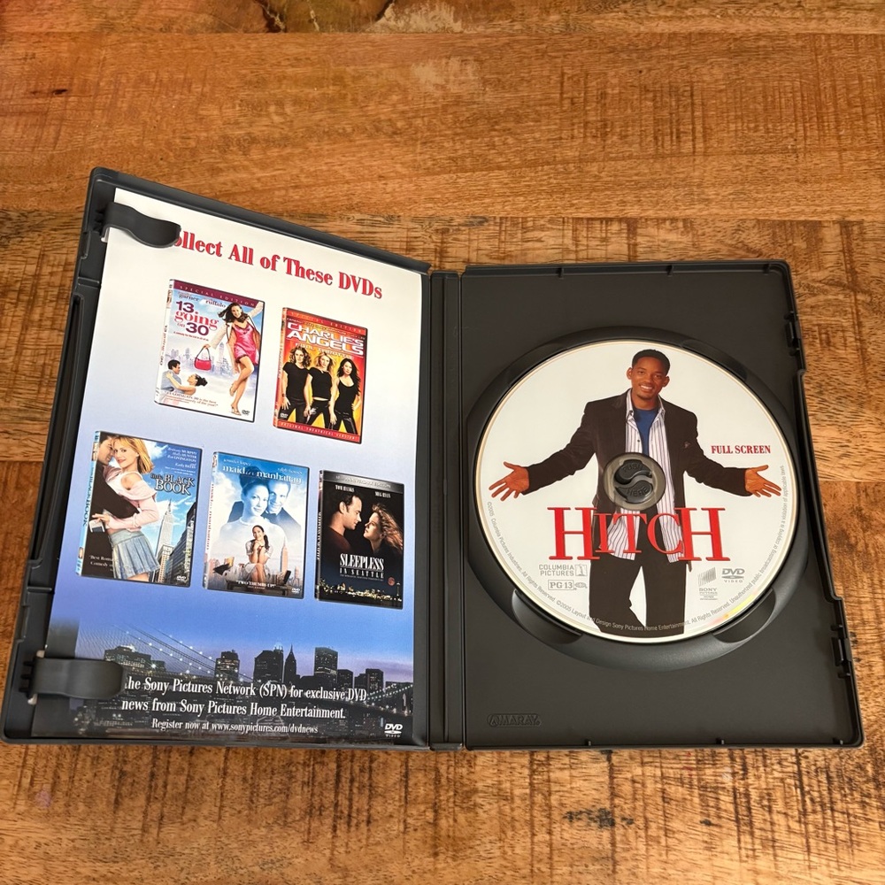 Hitch DVD - Picture 4 of 5